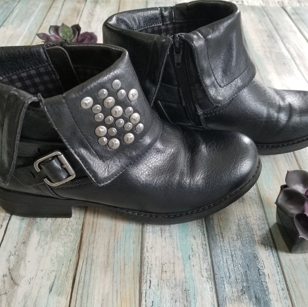 Bare Traps Hartmam boho fold over flat boots 8 M